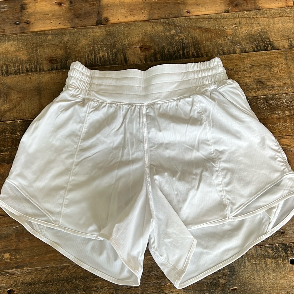 SOLD Lulu Hottie Hots 2.5”